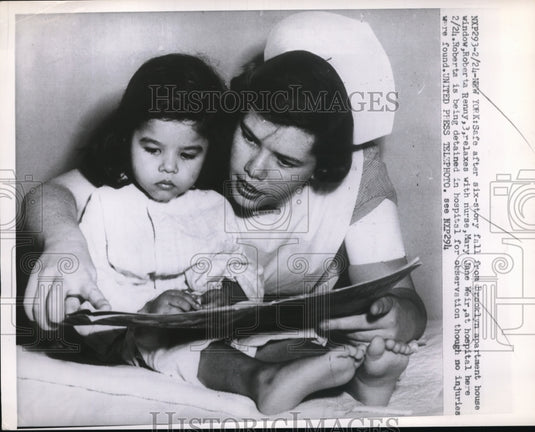 1952 Press Photo Roberta Reny relaxes with nurse Mary Jane Weir