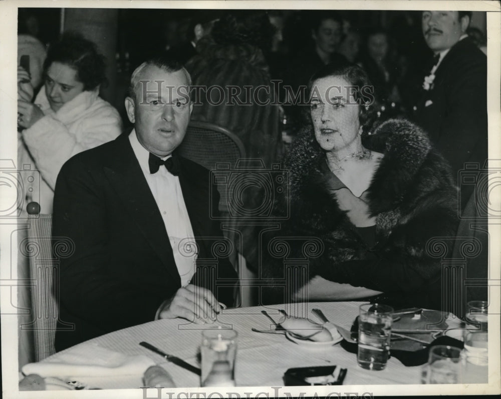 1936 Press Photo Col WC Lewis & Marlboro Duchess at Charity Ball in Palm Beach