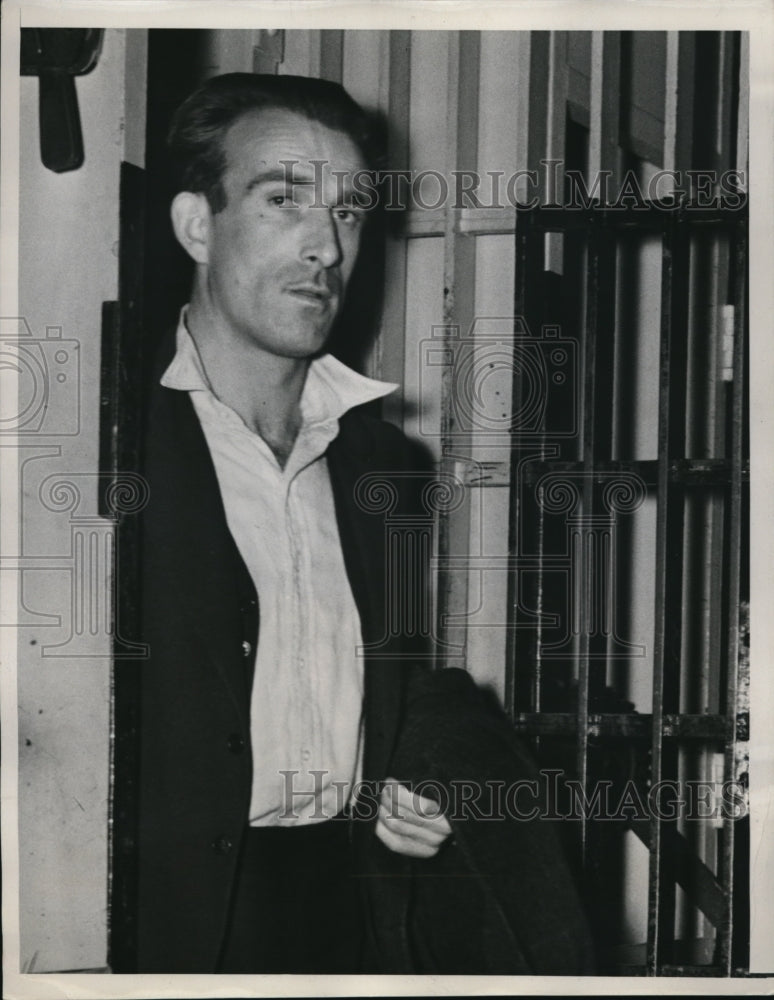 1938 Press Photo San Francisco Ernst Larue arrested for holdup