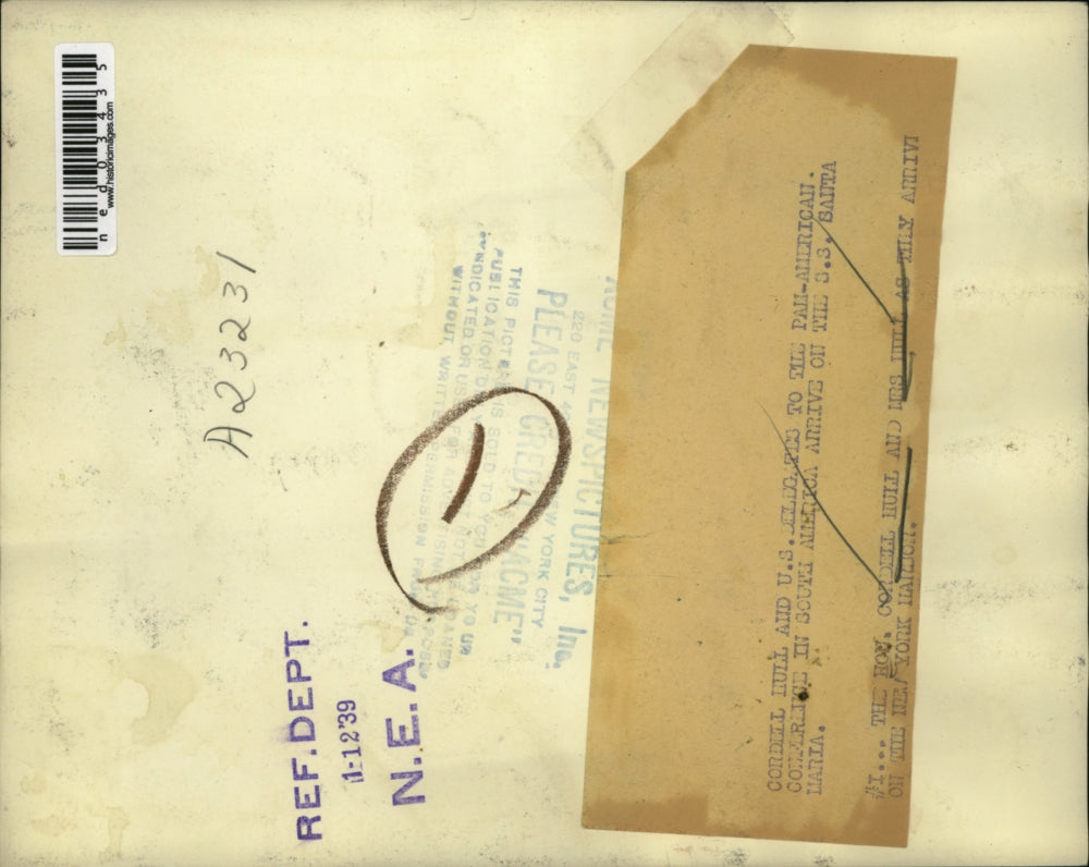 1939 Press Photo The Hon. Cordell Hull & wife arrive in NYC