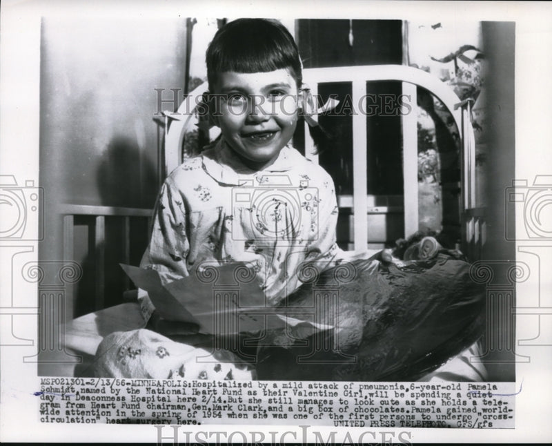 Load image into Gallery viewer, 1956 Press Photo Minneapolis MN Pamela Schmidt for NAtl Heart Fund valentine
