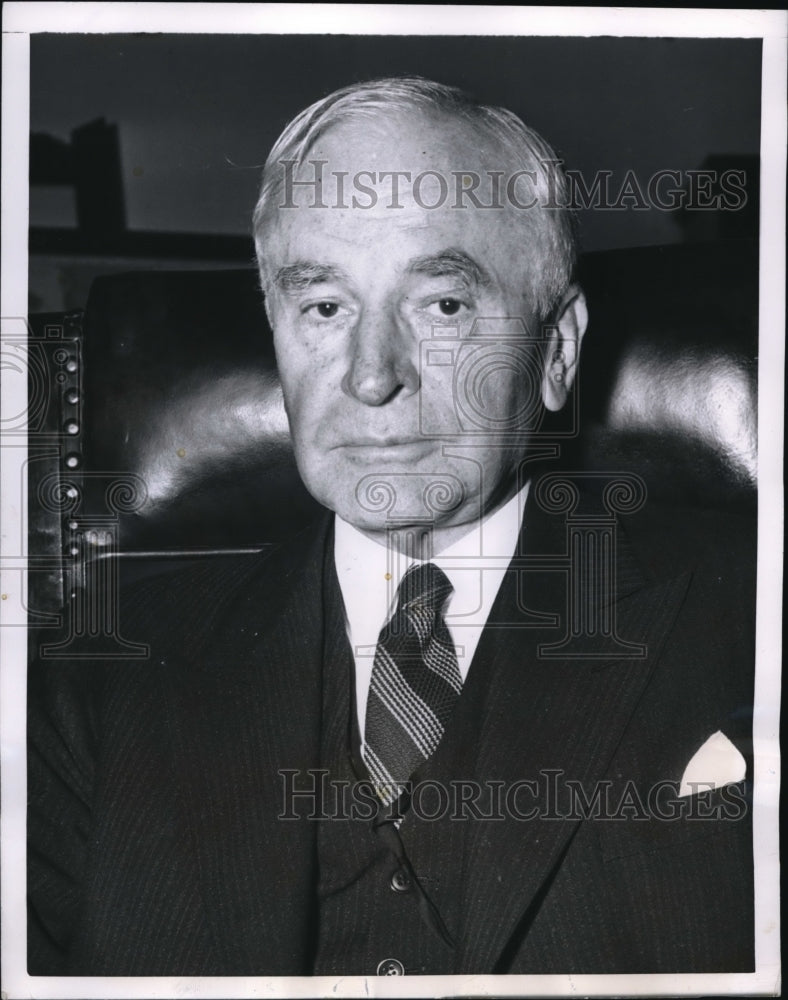 Load image into Gallery viewer, 1955 Press Photo Former State Sec. Cordell Hull is out of coma in Naval Hospital

