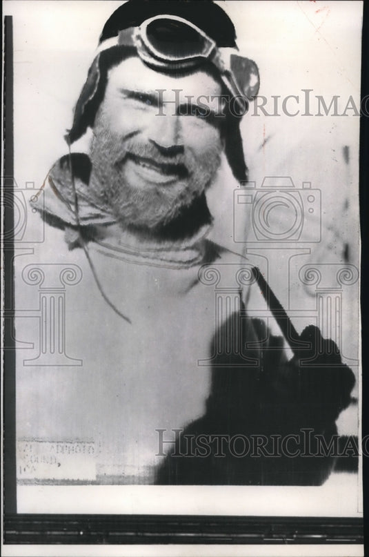 1958 Press Photo Dr. Fuschs arrived and completing an epic 99 day expedition
