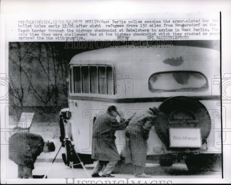 Load image into Gallery viewer, 1963 Media Photo Berlin police examine the armor plated bus
