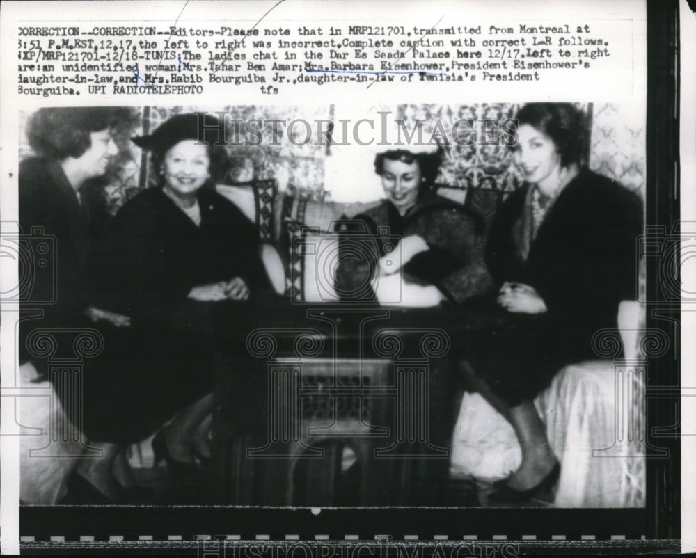 1959 Press Photo Tunis Dar Es Saada Palace, Mrs TB Amar, Mrs B Eisenhower,