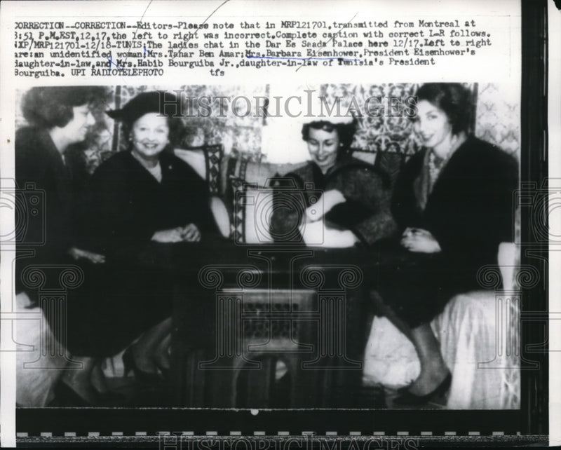 Load image into Gallery viewer, 1959 Press Photo Tunis Dar Es Saada Palace, Mrs TB Amar, Mrs B Eisenhower,
