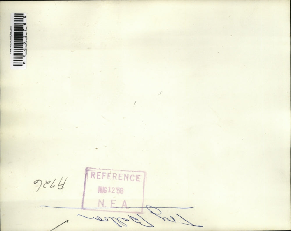 1958 Press Photo NYC Rita Loser age 6 with her doll returns from Europe