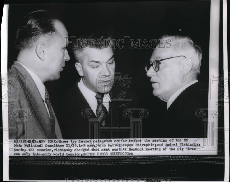 Load image into Gallery viewer, 1953 Press Photo Soviet Jacob Malik, Semyon Tsarapkin &amp; Andrei Vishinsky
