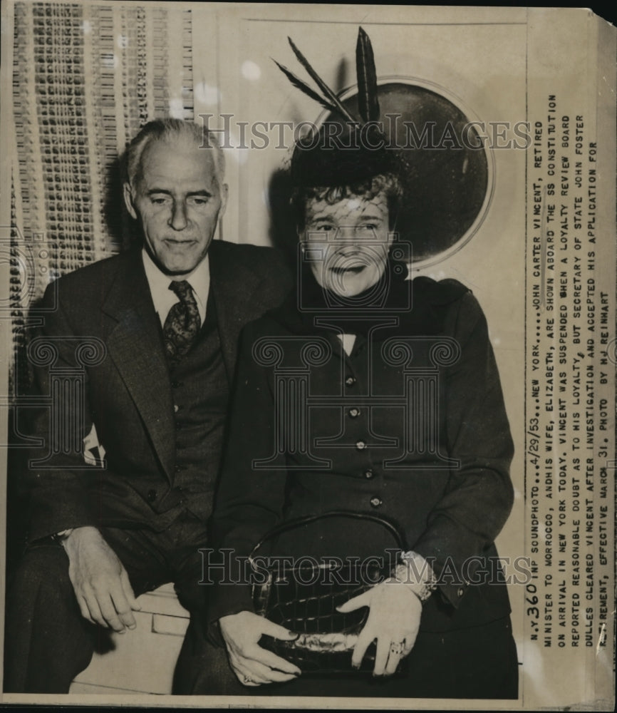 1953 Press Photo Wash DC Career diplomat John Carter Vincent & wife