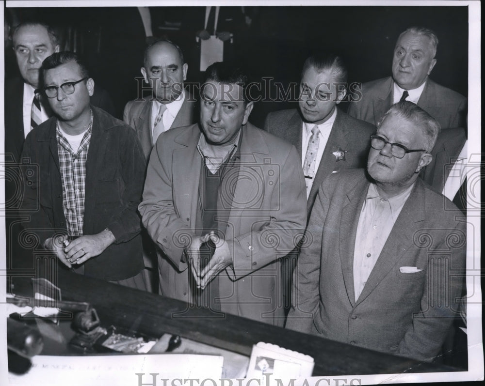 1956 Press Photo Arrested Cab Drivers charged with Disorderly Conduct at Chicago