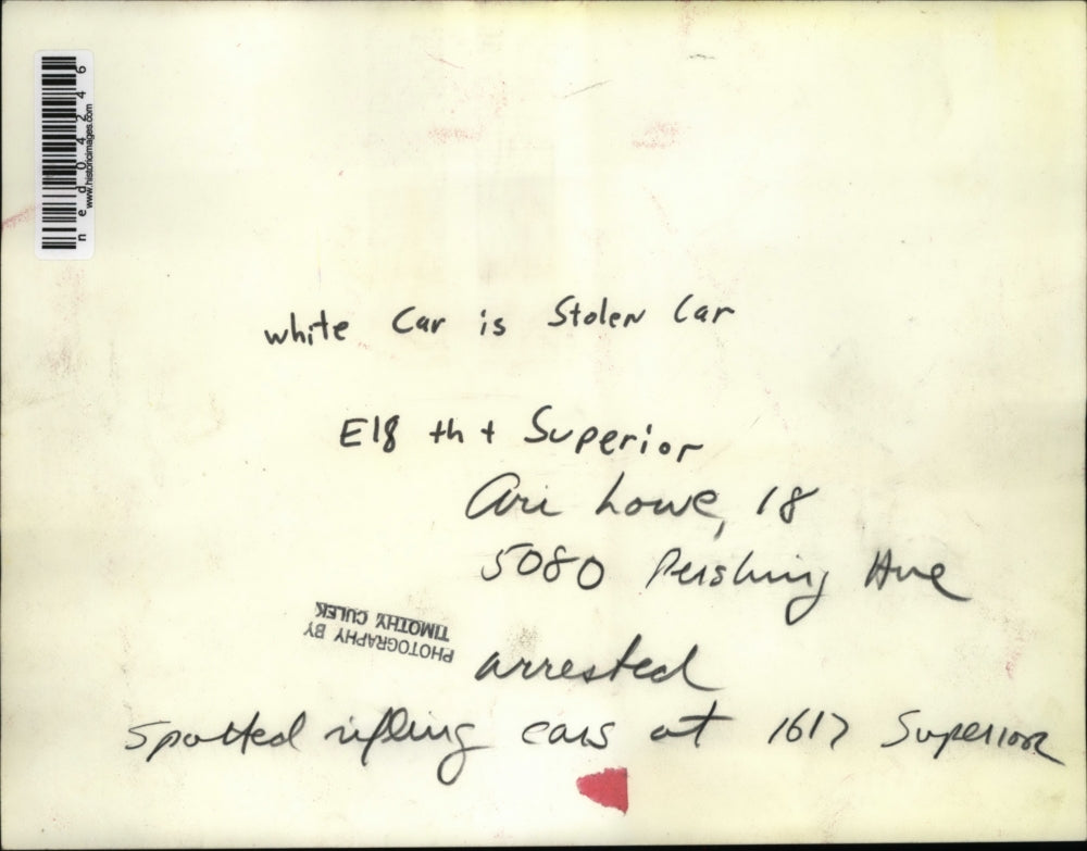 Press Photo A stolen car gets in accident in Cleveland Ohio