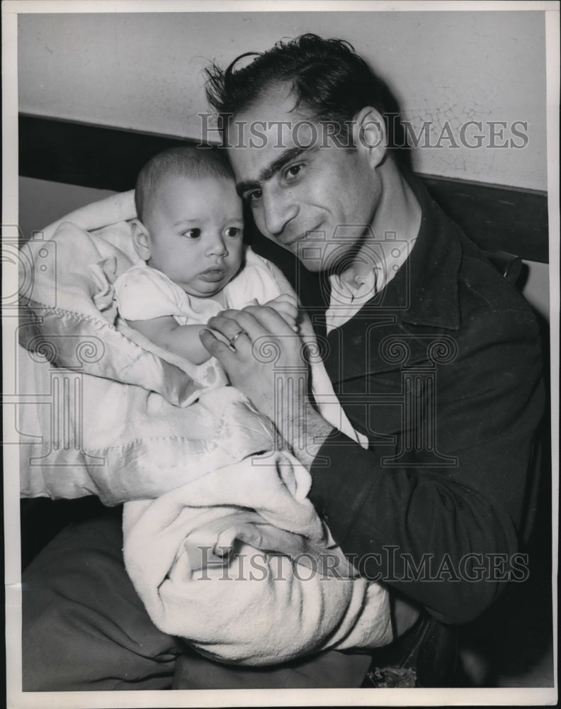 1951 Press Photo Chicago William Albert & son David Albert