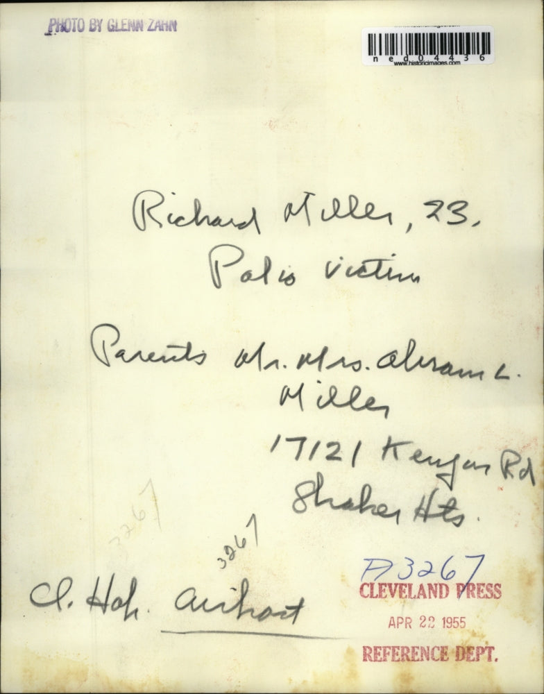 1955 Press Photo Richard Miller, & parents polio victim in ambulance