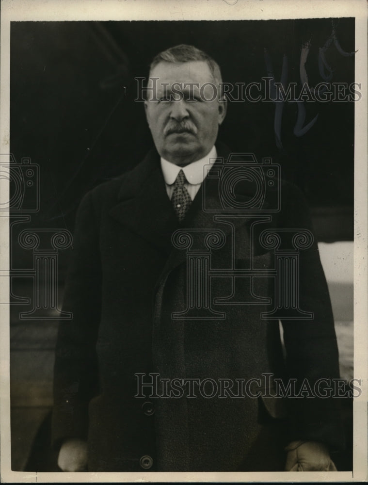 1927 Press Photo Charles A Mills betting comm for King of England in NYC