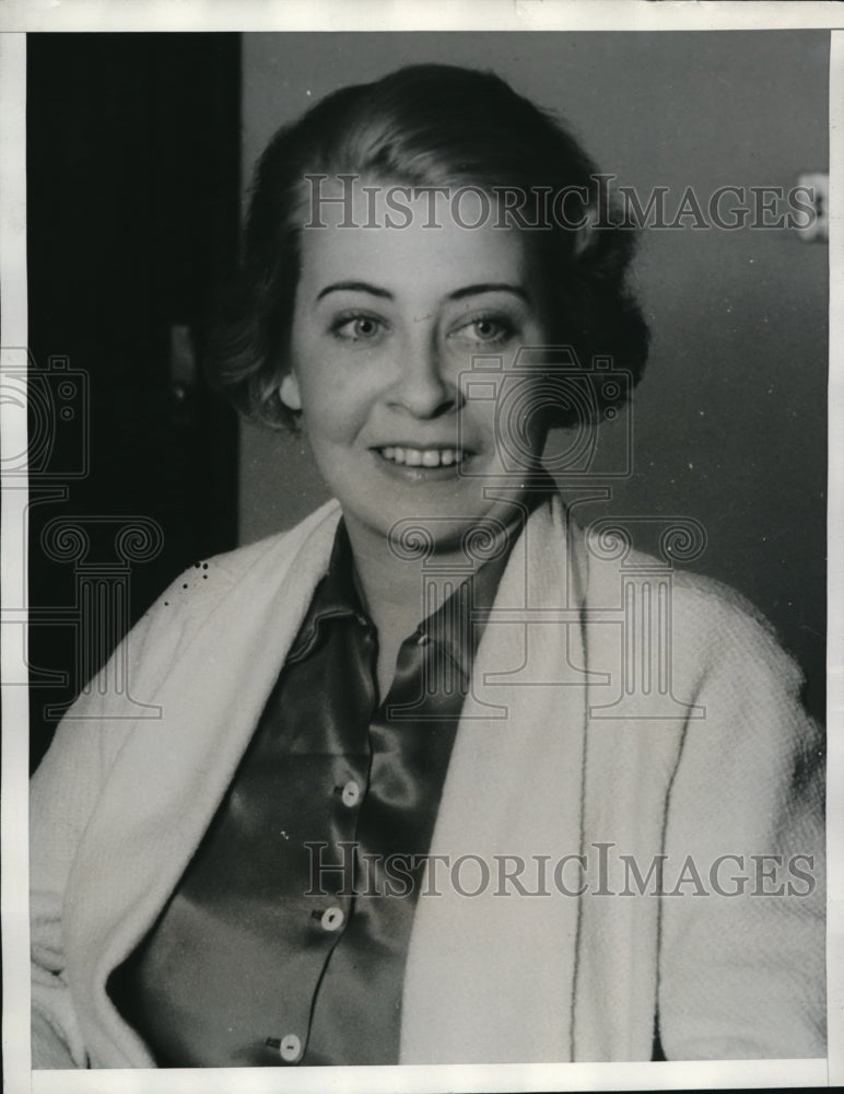 Load image into Gallery viewer, 1936 Media Photo Christine Wright - ned04465
