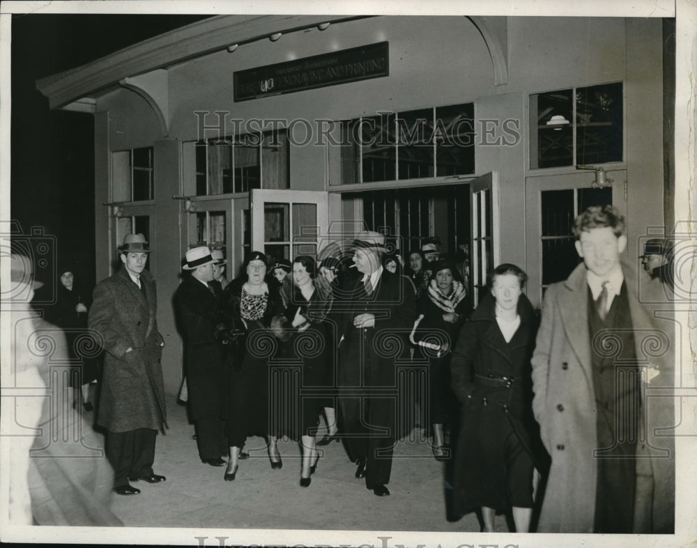 1933 Press Photo The Bureau of Printing and Engraving Night shift employees
