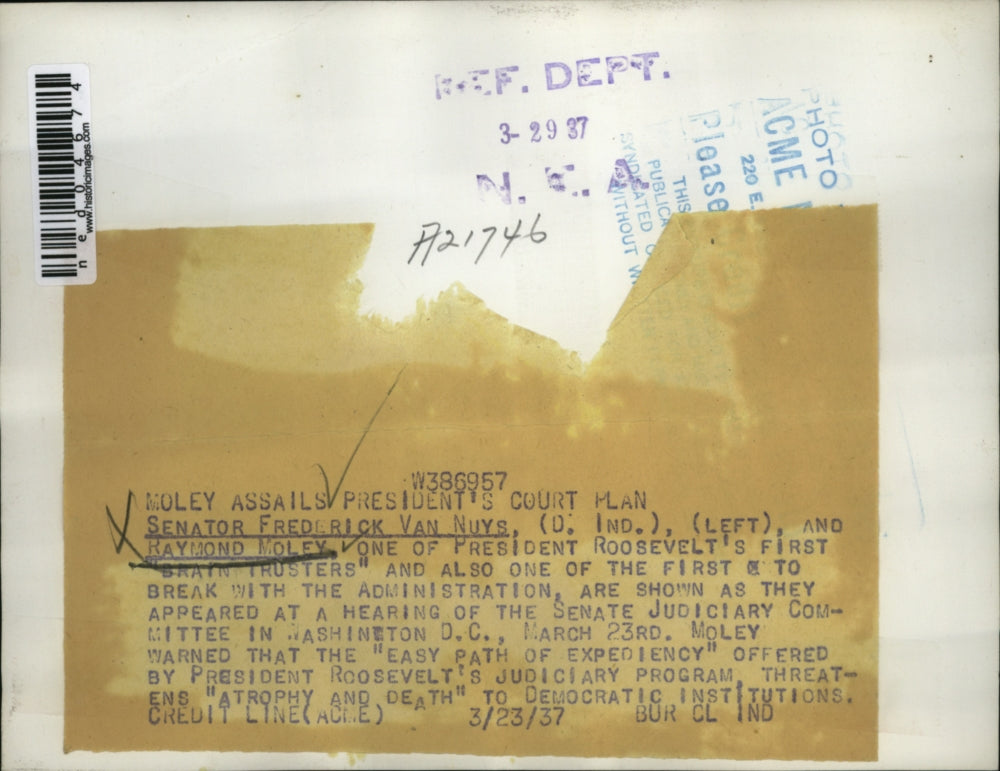 1937 Press Photo Sen. Nuys with Moley at the Semate Judiciary Committee Hearing