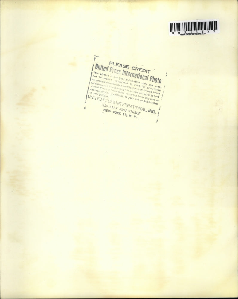 1971 Press Photo Cynthia and mother evacuated from lowland home in Galveston