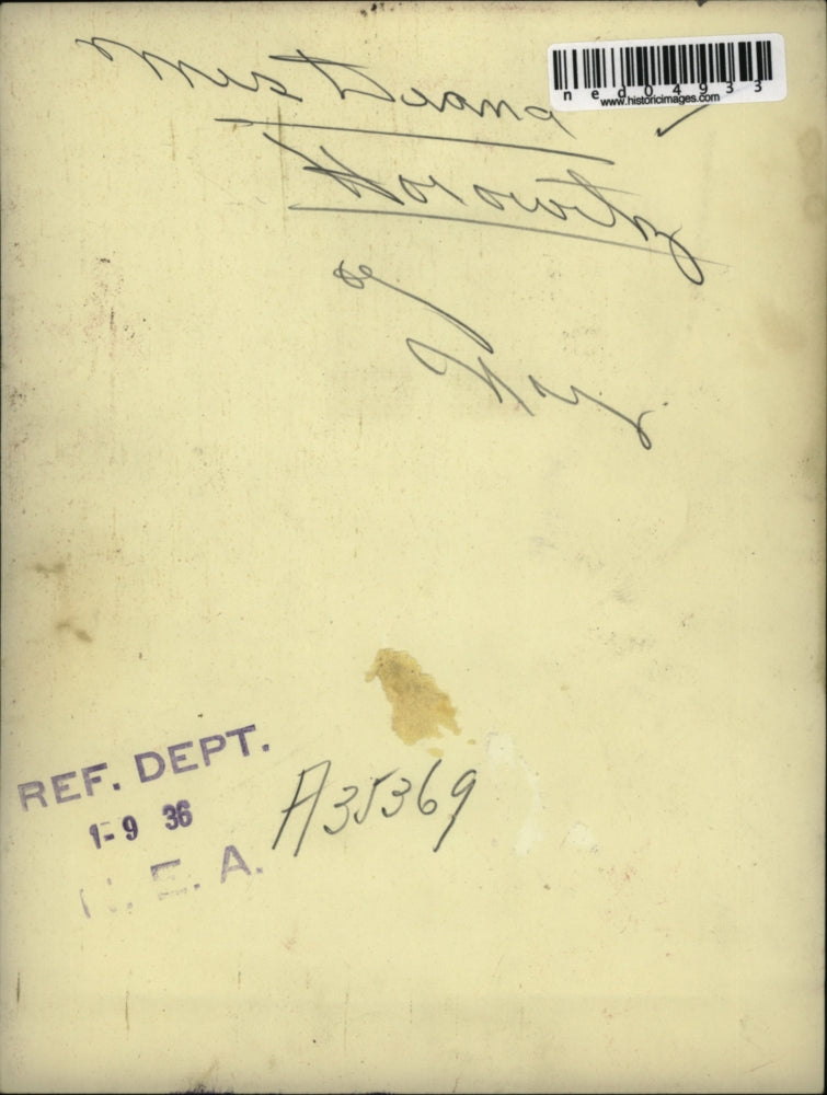 1936 Press Photo Mrs. Diana of New York getting up from her bed