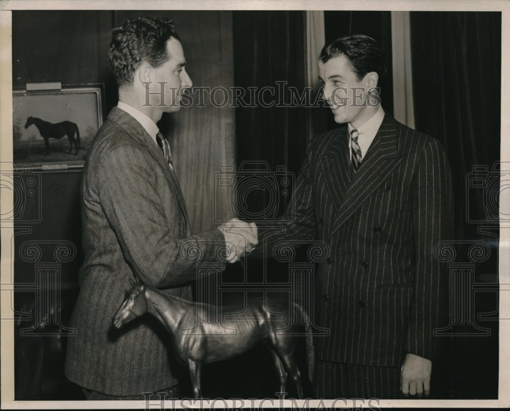 1939 Press Photo Alfred Gwynne Canderbilt Westchester Racing Assoc CV Whitney