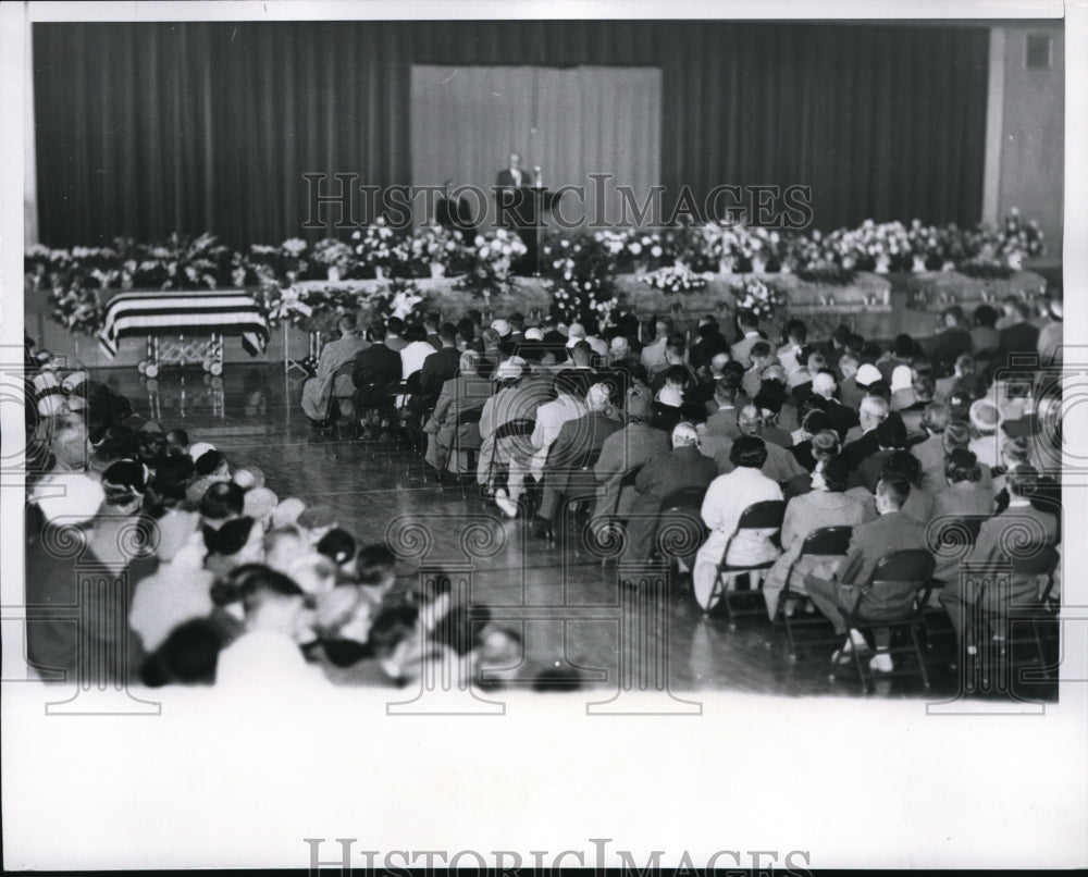 1955 Press Photo Orangevill Ill funeral of 5 killed in auto-train crash