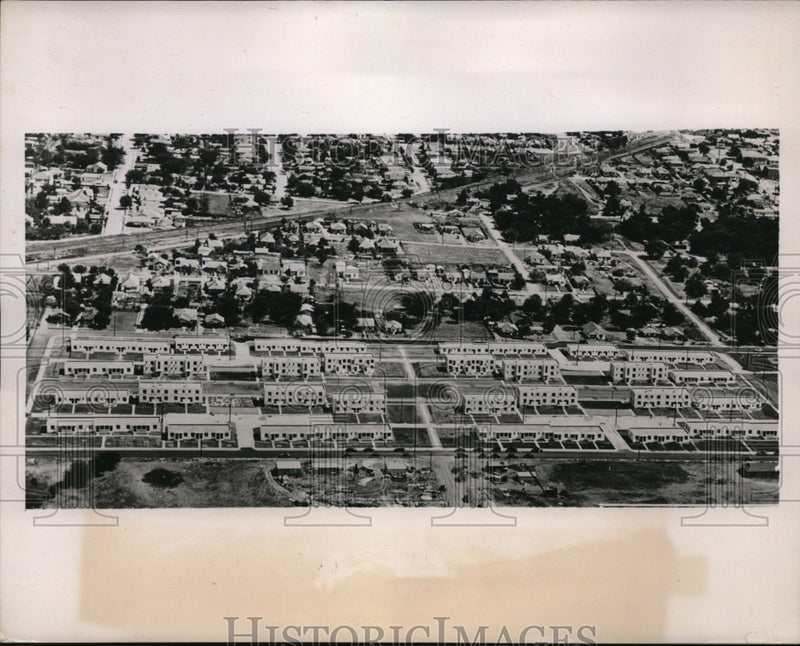 Load image into Gallery viewer, 1937 Press Photo Air view of Cedar Springs Place PWA's low rent housing in Dalla
