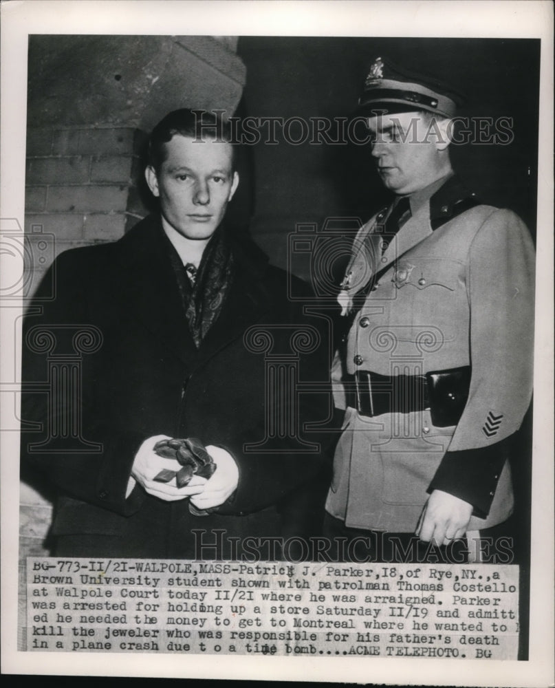 1949 Media Photo Walpole Mass Patrick Parker & patrolman Tom Costello, robbery