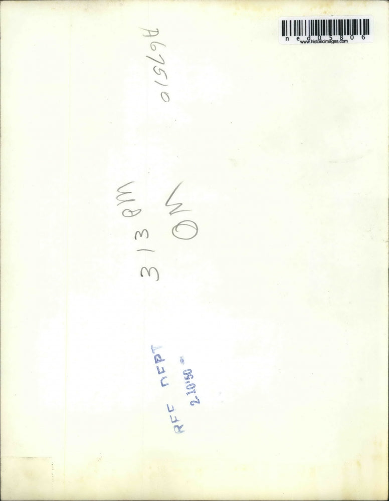 1950 Press Photo Atlanta Ga Mrs DR Baxter & clothes from acid attack