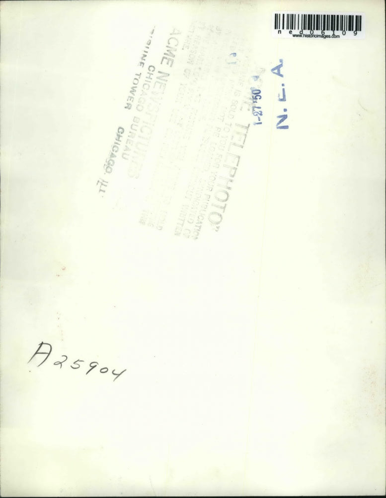 1950 Press Photo Cinncinati Ohio firemen rescue 2 from collapsed home