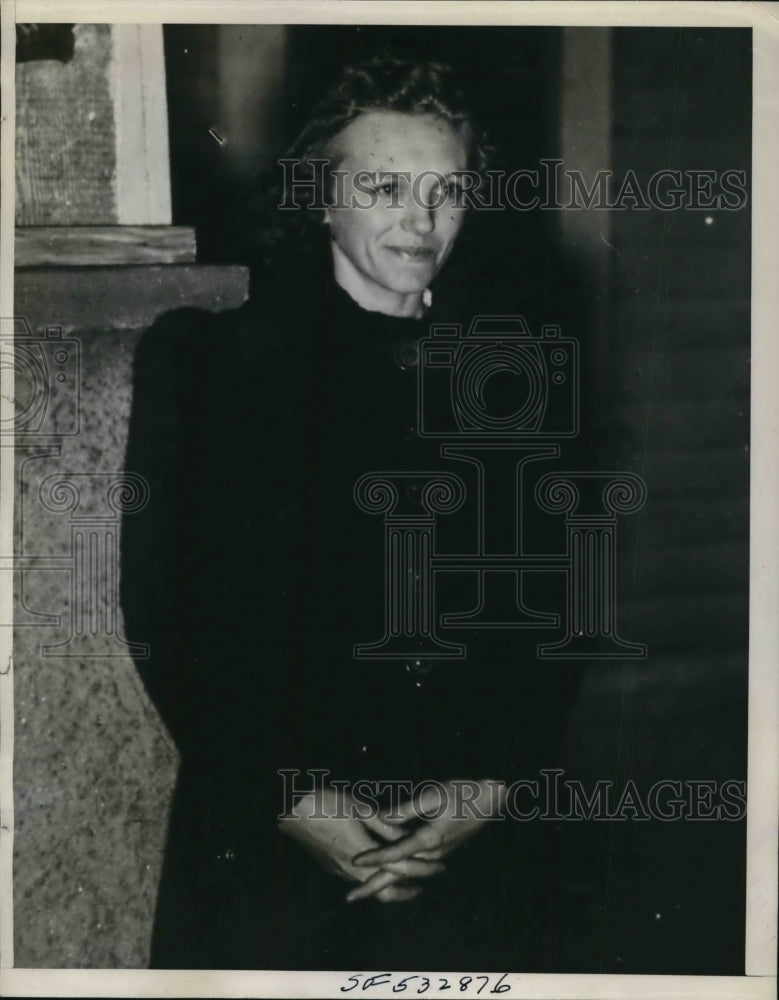 1939 Press Photo Alice Vestal, kidnapped in Arizona returned to her parents.