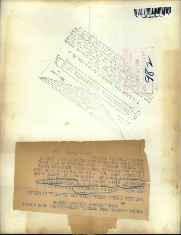 Load image into Gallery viewer, 1934 Media Photo Gloria Vanderbilt and Mrs.Reginal Vanderbillt attended Chucrh
