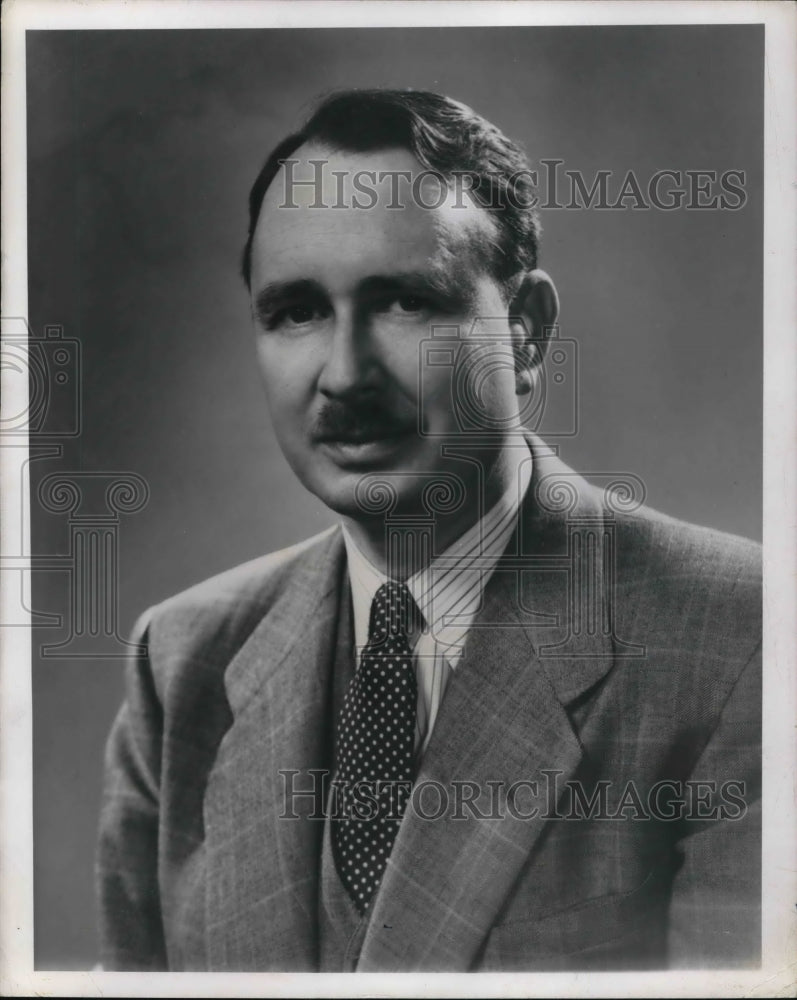 1955 Press Photo Joseph Humphrey Director of Research Calvin Bullock, Ltd
