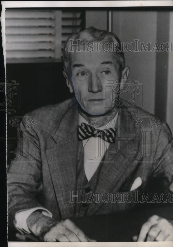 1954 Press Photo Guy T.o. Hollyday FHA Commissioner alleged for Illegal Actions.