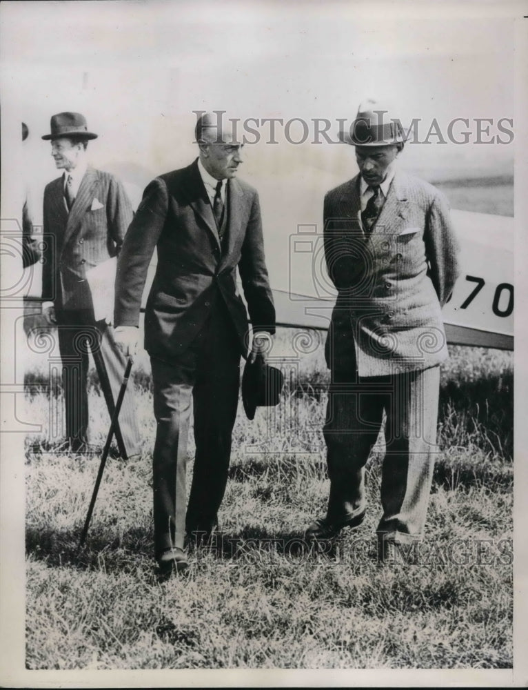 1935 Press Photo British Foreign Affair Minister Samuel Hoare reached Le Bourget