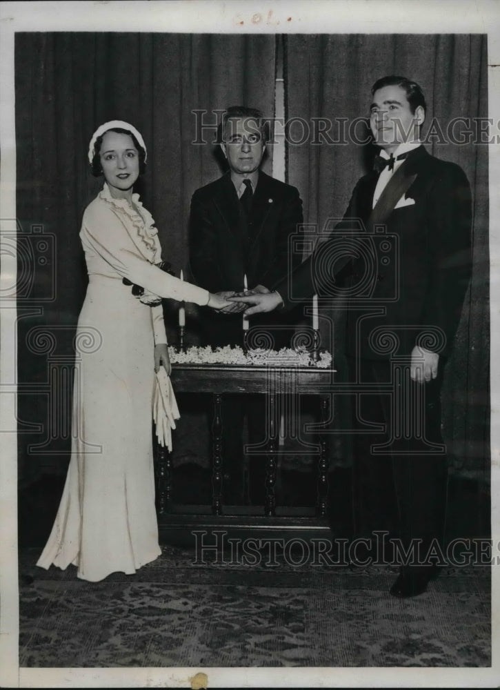 Load image into Gallery viewer, 1934 Media Photo Ms. Yvette Nadeau of Quebec &amp; Hamad Osadie of Bagdad Wedding
