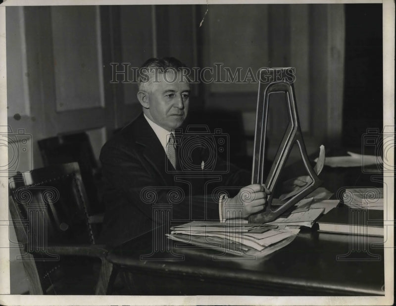 Load image into Gallery viewer, 1932 Press Photo Geo Arvedson
