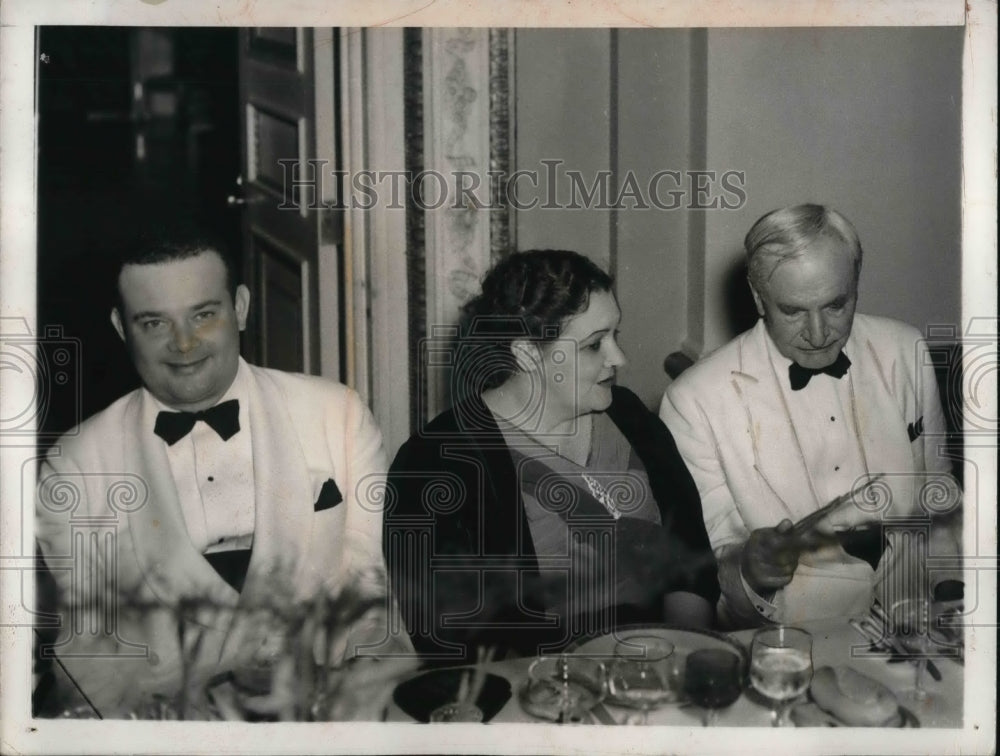1940 Press Photo Havana Cuba US Sec of State Cordell Hull, Art Desoradel of D.R.