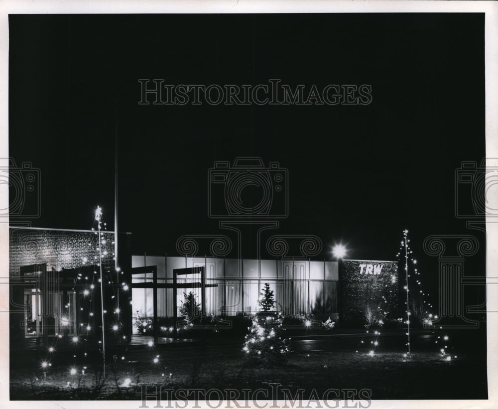 1965 Press Photo Christmas decoration for holidays