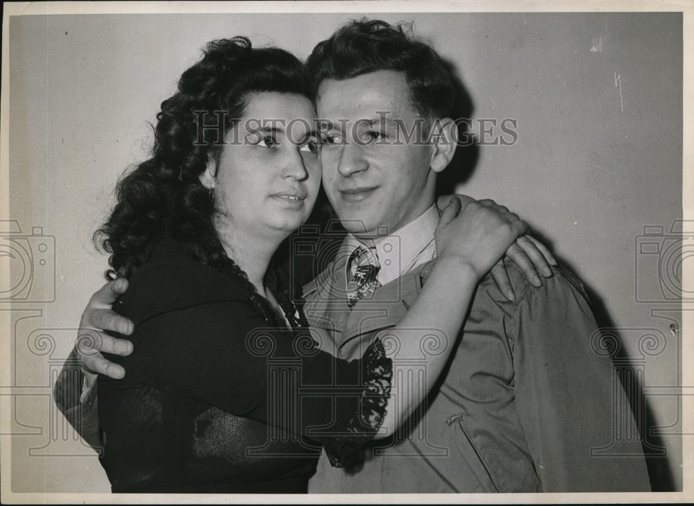 1947 Media Photo Cleveland Ohio Louis Semerano and wife Ione entered US as Stow