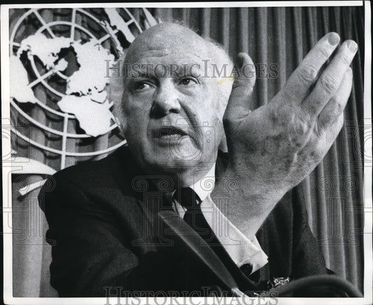 1970 Press Photo Paul Edwards of UNICEF Pleads for Western Aid in Biiafra