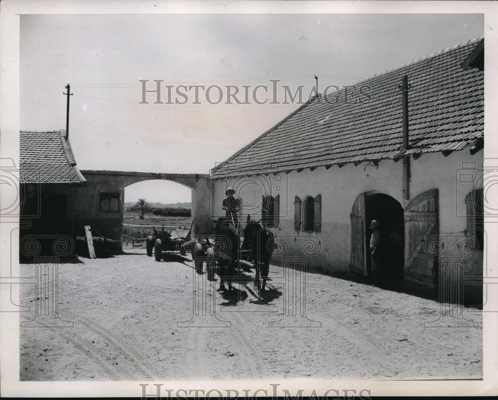 1948 Press Photo Buchenwald Barn- Historic Images