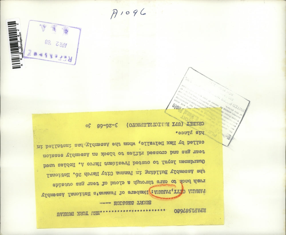 1968 Press Photo National Guard Use Tear Gas to Disrupt Panama National Assembly