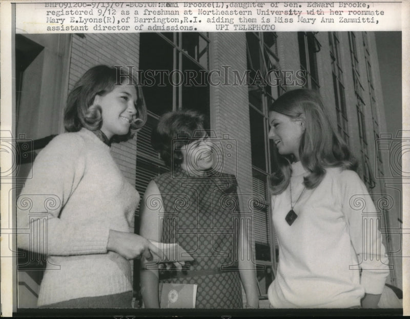 Load image into Gallery viewer, 1967 Media Photo Romi Brooke daughter of Sen.E. Brooke registered as Freshman
