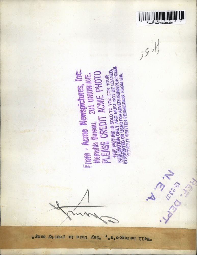 1937 Media Photo Chimpanzee Rollerskating