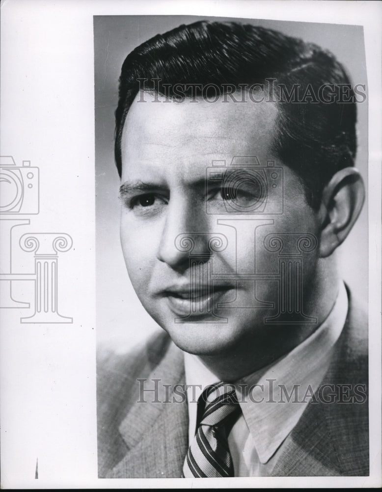1954 Press Photo Portrait of Douglas Edwards