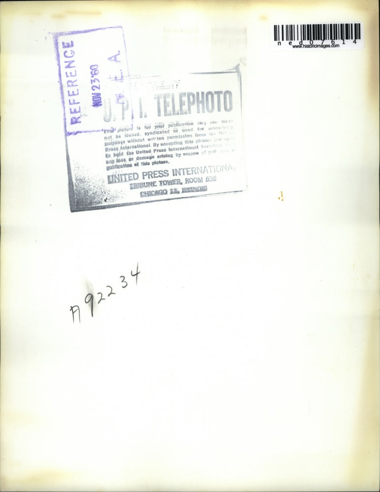 1960 Press Photo Bobby, the chimpanzee, at Superior Furniture Mfg. Co.