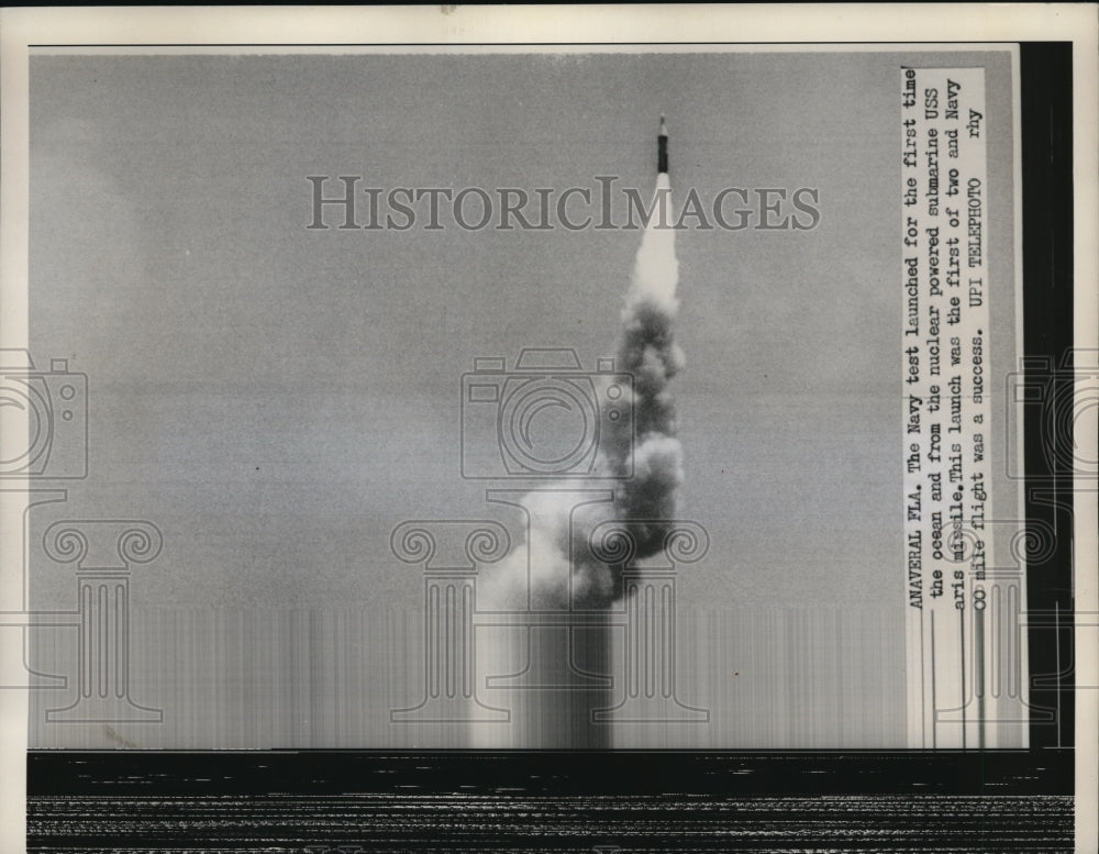 1960 Press Photo Navy test launched from nuclear powered submarine USS missile