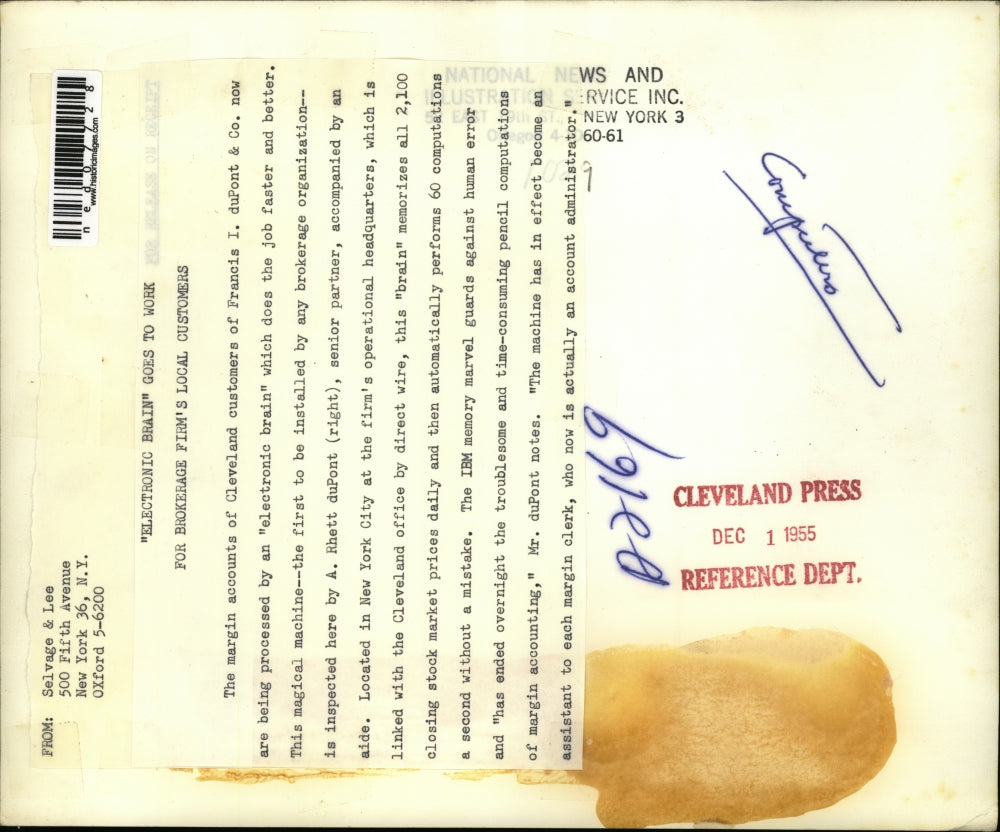 1955 Press Photo Francis I. duPont with Rhett duPont with a machine