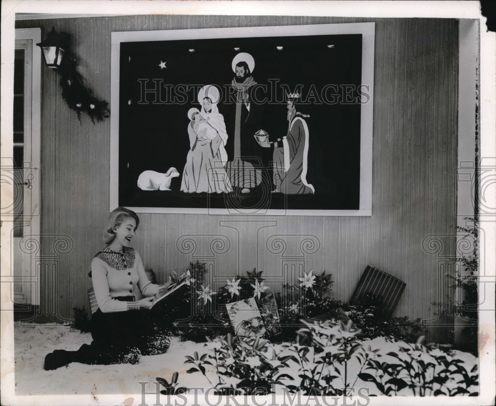 1957 Press Photo Christmas Mural - ned07813