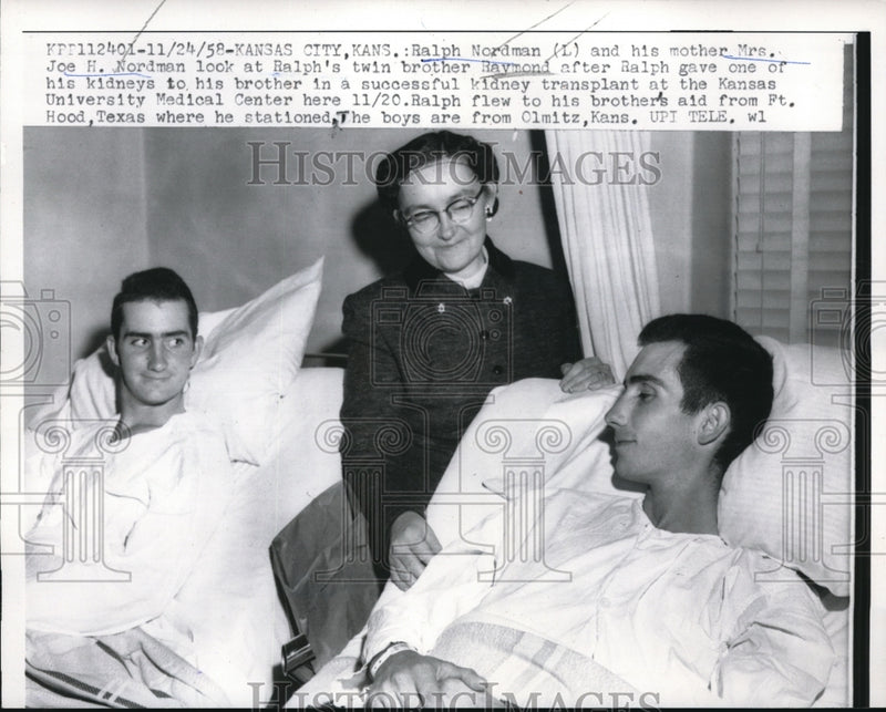 Load image into Gallery viewer, 1958 Media Photo Ralph Nordman gave kidney to his twin brother Raymond
